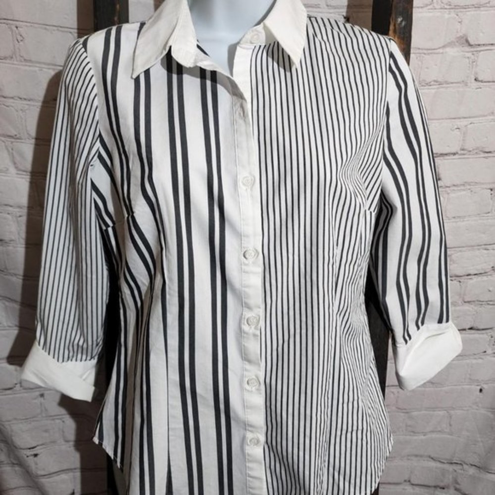 New York & Co 7th Avenue Striped Long Sleeve Shirt Black White XS‎ A286